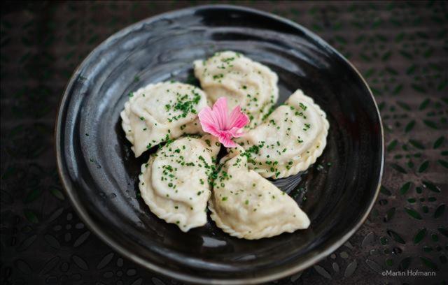 Restaurant - Cafe - Pension Hassler بيرغ ام دراوتال المظهر الخارجي الصورة