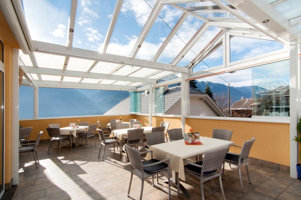 Restaurant - Cafe - Pension Hassler بيرغ ام دراوتال المظهر الخارجي الصورة