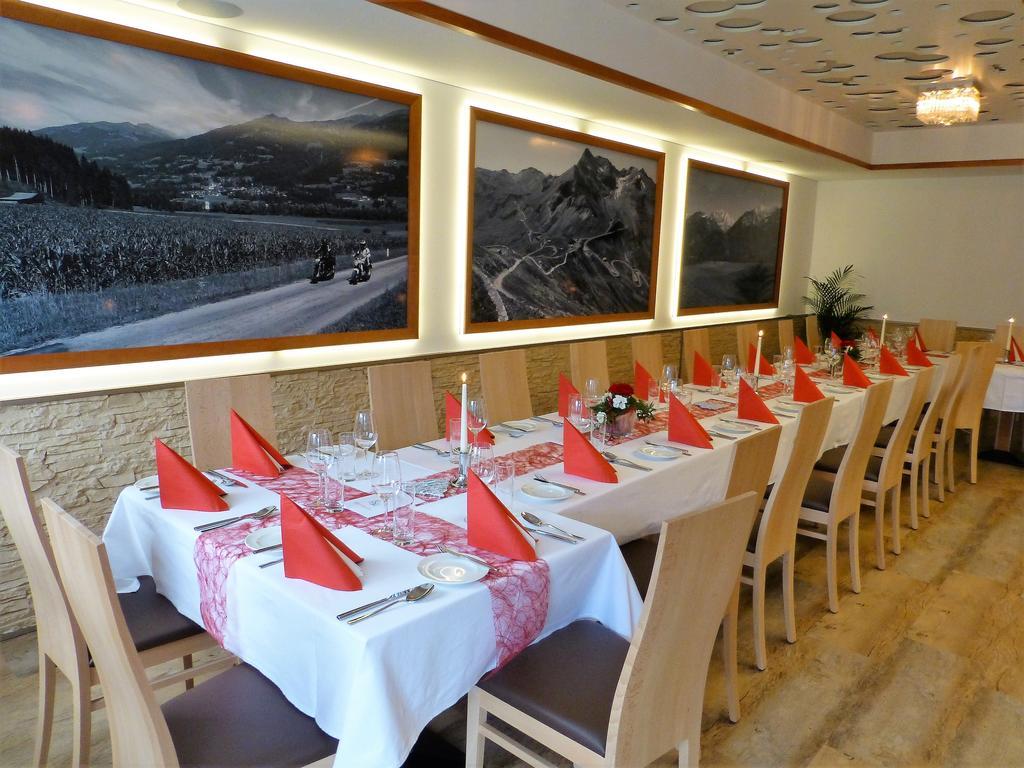 Restaurant - Cafe - Pension Hassler بيرغ ام دراوتال المظهر الخارجي الصورة